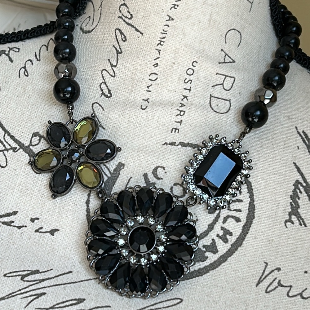 Elegant Black and Silver Statement Necklace